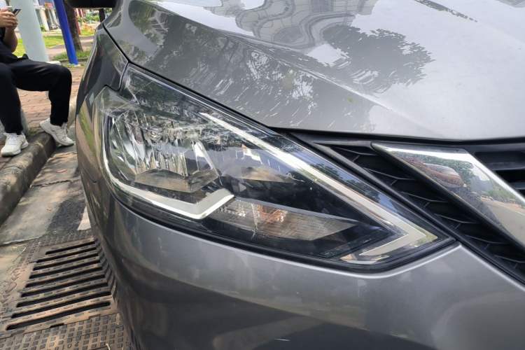 Used Nissan Sylphy 2021 Classic 1.6XL CVT Luxury Edition Right Front Headlight