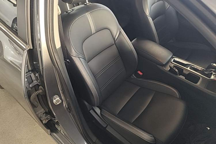 Used Nissan Sylphy 2021 1.6L XL CVT Enjoyment Edition Right Front Seat