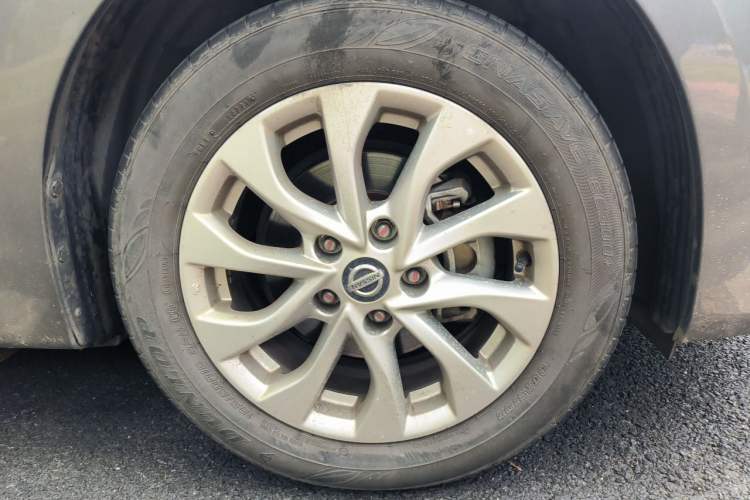 Used Nissan Sylphy 2021 Classic 1.6XL CVT Luxury Edition Right Front Wheel Hub