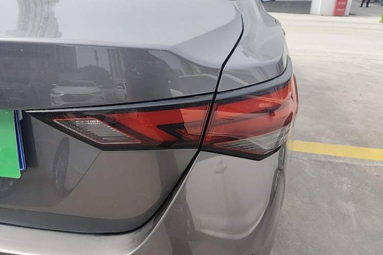 Used Nissan Sylphy 2021 1.6L XL CVT Enjoyment Edition Right Rear Taillight