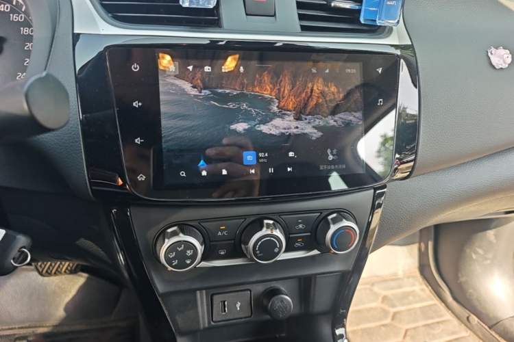 Used Nissan Sylphy 2021 Classic 1.6XL CVT Luxury Edition Audio And AC Panel