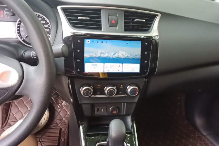 Used Nissan Sylphy 2021 Classic 1.6XL CVT Luxury Edition Audio And AC Panel