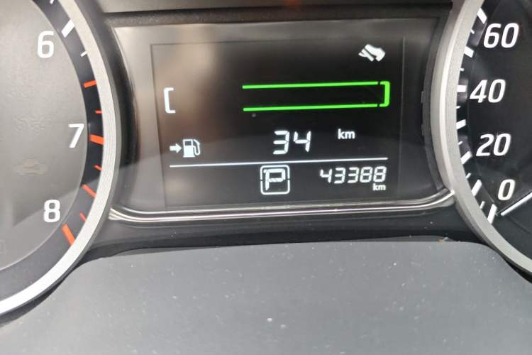 Used Nissan Sylphy 2021 Classic 1.6XL CVT Luxury Edition Audio And AC Panel