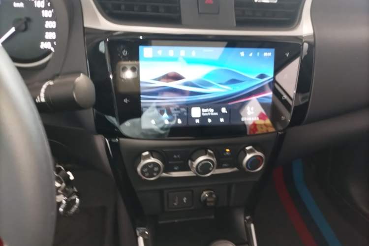 Used Nissan Sylphy 2021 Classic 1.6XL CVT Luxury Edition Audio And AC Panel