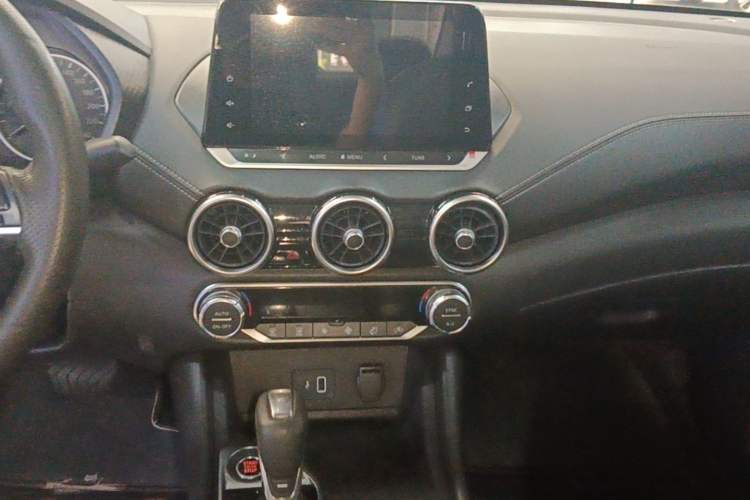 Used Nissan Sylphy 2021 1.6L XL CVT Enjoyment Edition Audio And AC Panel