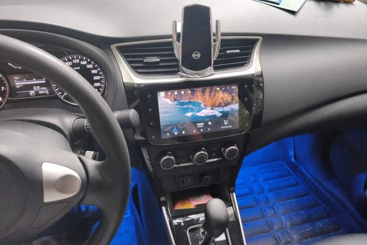 Used Nissan Sylphy 2021 Classic 1.6XL CVT Luxury Edition Audio And AC Panel
