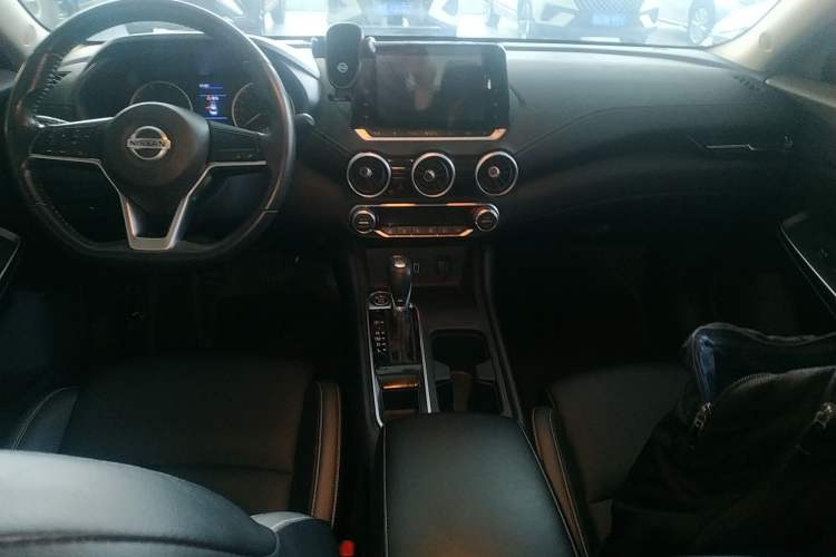 Used Nissan Sylphy 2021 1.6L XL CVT Enjoyment Edition Audio And AC Panel