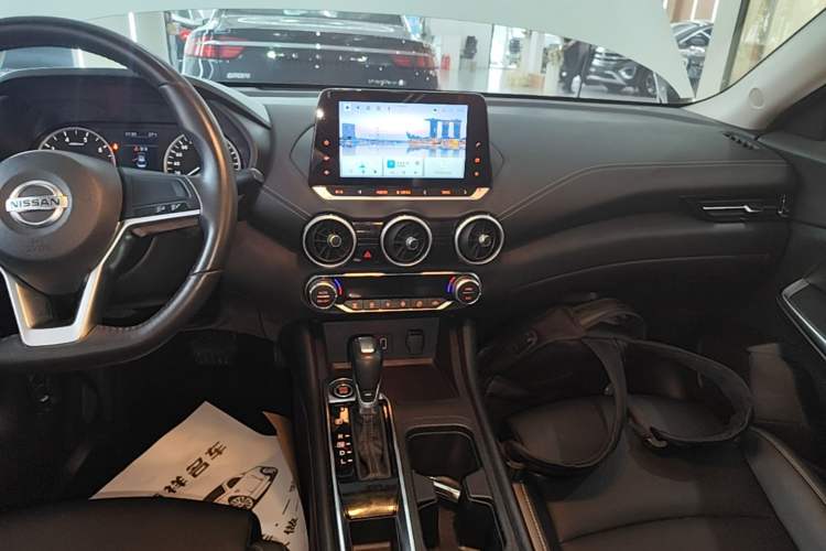 Used Nissan Sylphy 2021 1.6L XL CVT Enjoyment Edition Audio And AC Panel