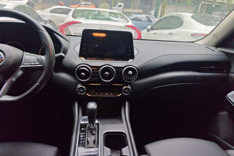 Used Nissan Sylphy 2021 1.6L XL CVT Enjoyment Edition Audio And AC Panel