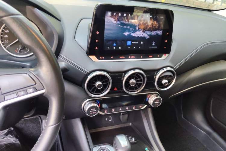 Used Nissan Sylphy 2021 1.6L XL CVT Enjoyment Edition Audio And AC Panel
