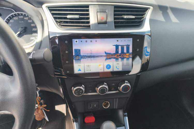 Used Nissan Sylphy 2021 Classic 1.6XL CVT Luxury Edition Audio And AC Panel