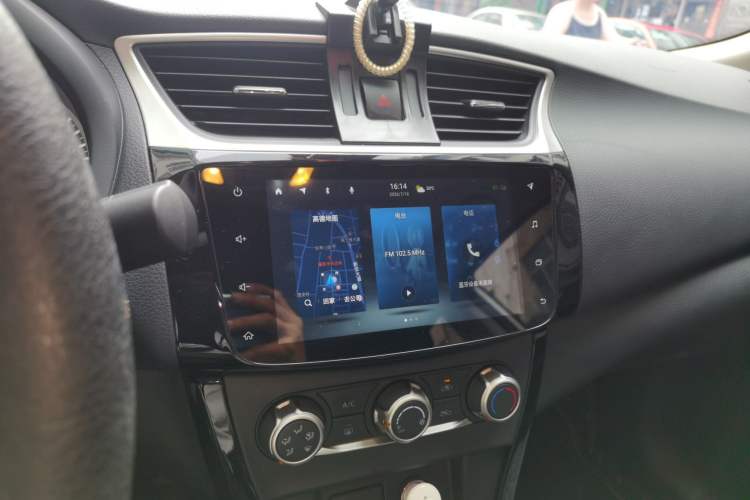Used Nissan Sylphy 2021 Classic 1.6XL CVT Luxury Edition Audio And AC Panel