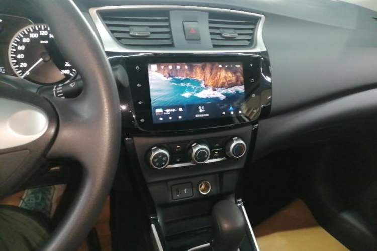 Used Nissan Sylphy 2021 Classic 1.6XL CVT Luxury Edition Audio And AC Panel