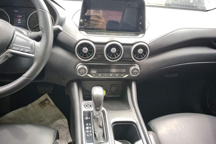 Used Nissan Sylphy 2021 1.6L XL CVT Enjoyment Edition Audio And AC Panel