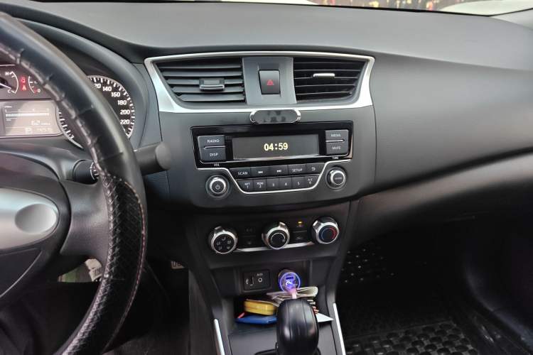 Used Nissan Sylphy 2021 Classic 1.6XE CVT Comfort Edition Audio And AC Panel