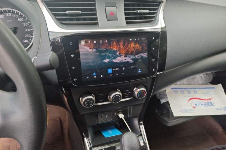 Used Nissan Sylphy 2021 Classic 1.6XL CVT Luxury Edition Audio And AC Panel