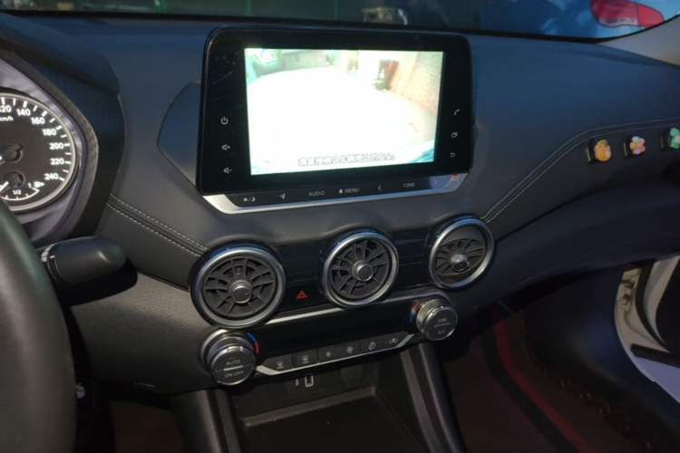 Used Nissan Sylphy 2021 1.6L XL CVT Enjoyment Edition Audio And AC Panel