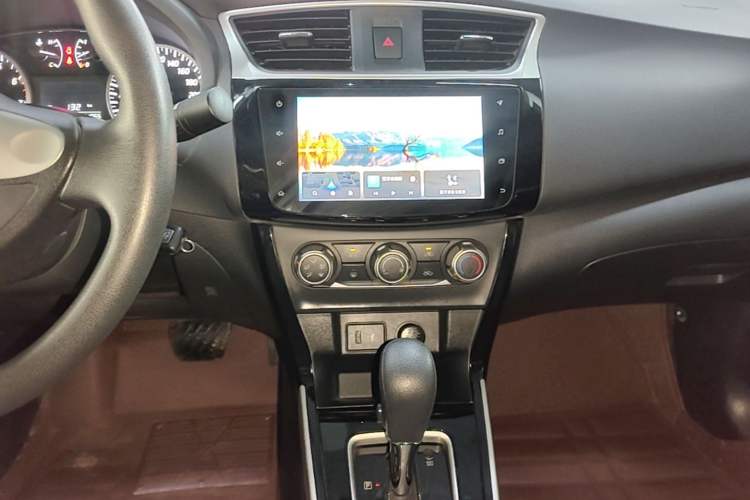 Used Nissan Sylphy 2021 Classic 1.6XL CVT Luxury Edition Audio And AC Panel