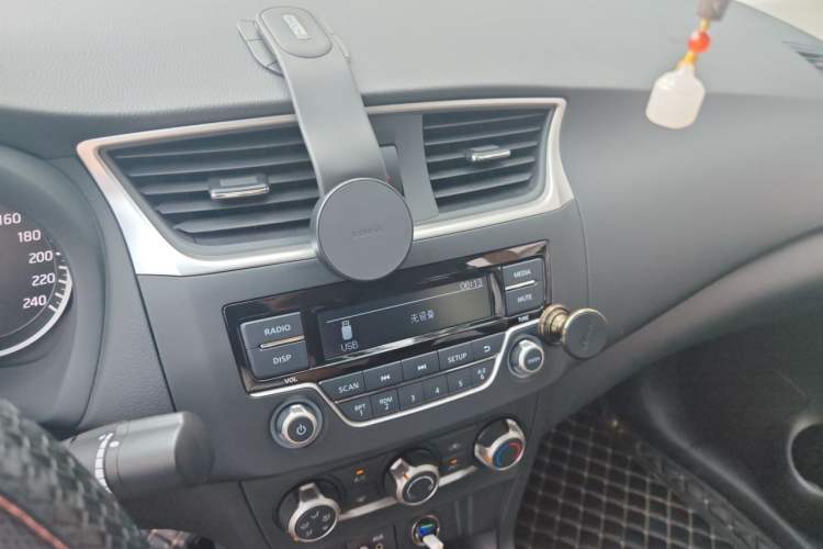Used Nissan Sylphy 2021 Classic 1.6XE CVT Comfort Edition Audio And AC Panel