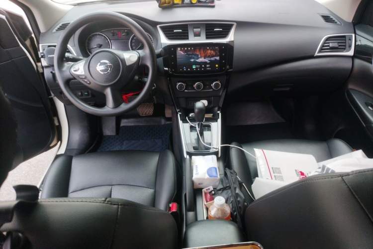 Used Nissan Sylphy 2021 Classic 1.6XL CVT Luxury Edition Audio And AC Panel