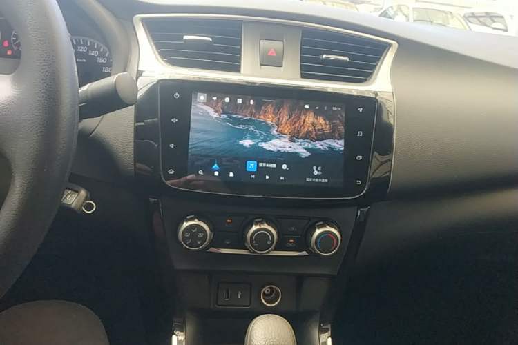 Used Nissan Sylphy 2021 Classic 1.6XL CVT Luxury Edition Audio And AC Panel