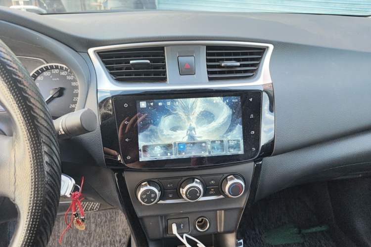 Used Nissan Sylphy 2021 Classic 1.6XL CVT Luxury Edition Audio And AC Panel