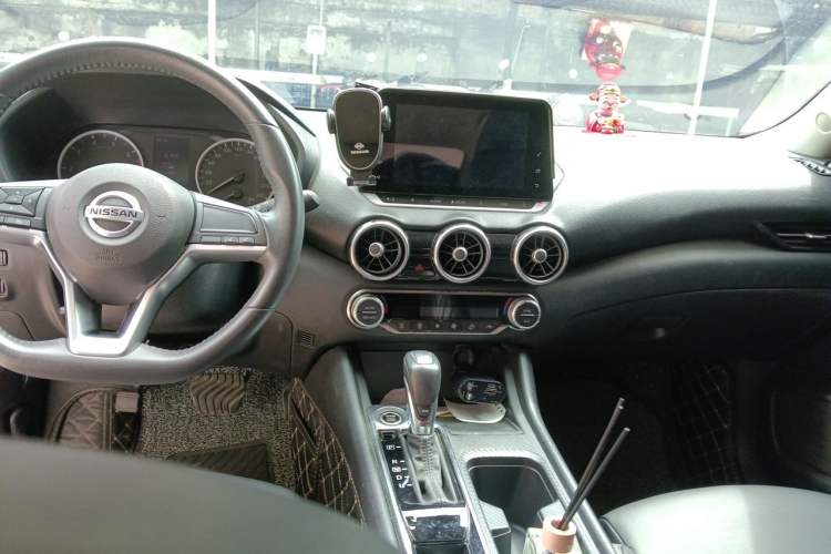 Used Nissan Sylphy 2021 1.6L XL CVT Enjoyment Edition Center Console