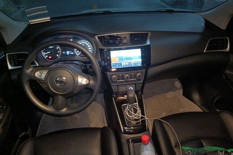 Used Nissan Sylphy 2021 Classic 1.6XL CVT Luxury Edition Center Console