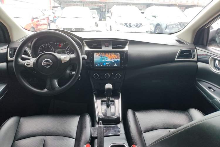 Used Nissan Sylphy 2021 Classic 1.6XL CVT Luxury Edition Center Console