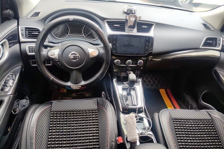 Used Nissan Sylphy 2021 Classic 1.6XL CVT Luxury Edition Center Console