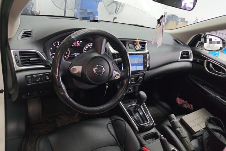 Used Nissan Sylphy 2021 Classic 1.6XL CVT Luxury Edition Center Console