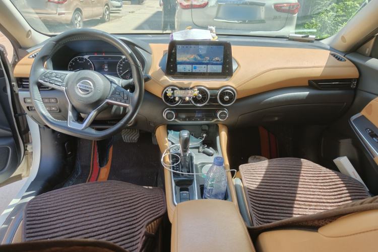 Used Nissan Sylphy 2021 1.6L TOP CVT Luxury Edition Center Console