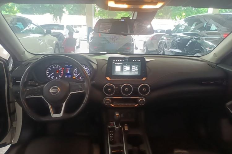 Used Nissan Sylphy 2021 1.6L XL CVT Enjoyment Edition Center Console