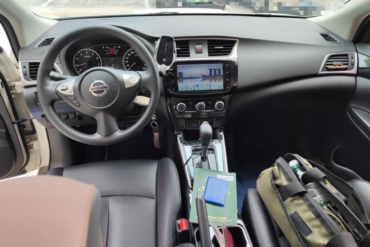 Used Nissan Sylphy 2021 Classic 1.6XL CVT Luxury Edition Center Console