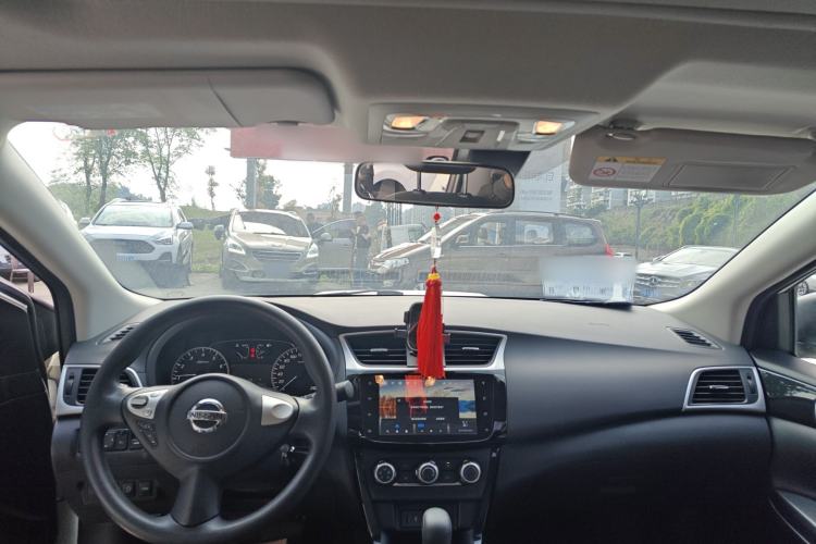 Used Nissan Sylphy 2021 Classic 1.6XL CVT Luxury Edition Center Console