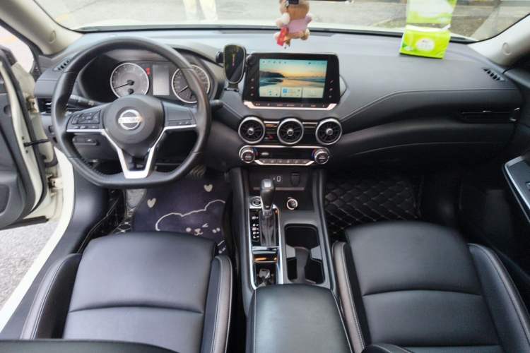 Used Nissan Sylphy 2021 1.6L XL CVT Enjoyment Edition Center Console