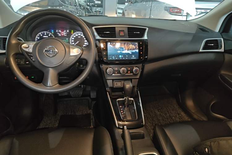 Used Nissan Sylphy 2021 Classic 1.6XL CVT Luxury Edition Center Console