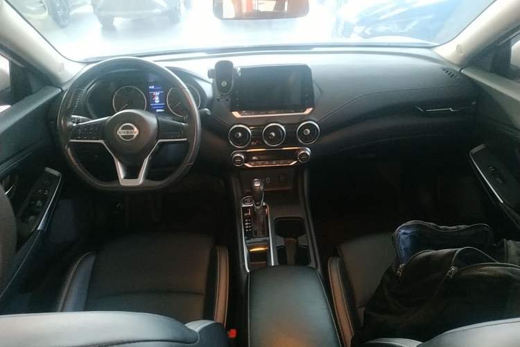 Used Nissan Sylphy 2021 1.6L XL CVT Enjoyment Edition Center Console