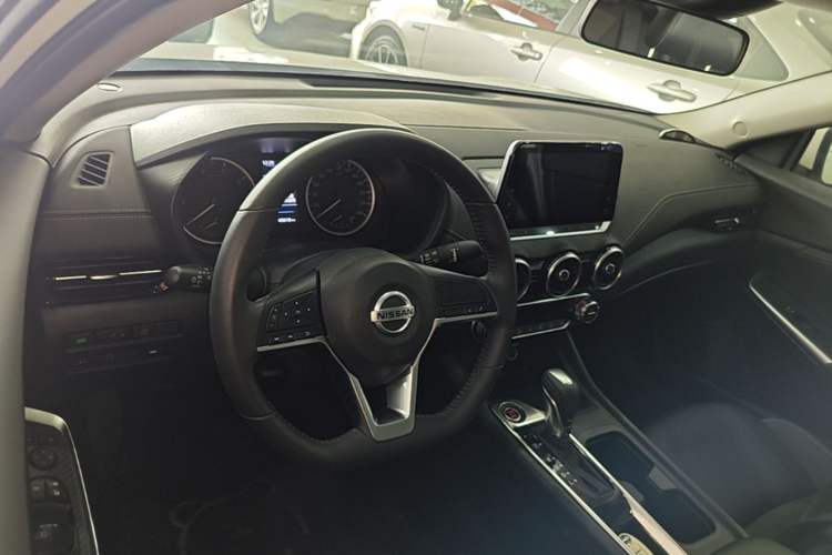 Used Nissan Sylphy 2021 1.6L XL CVT Enjoyment Edition Center Console