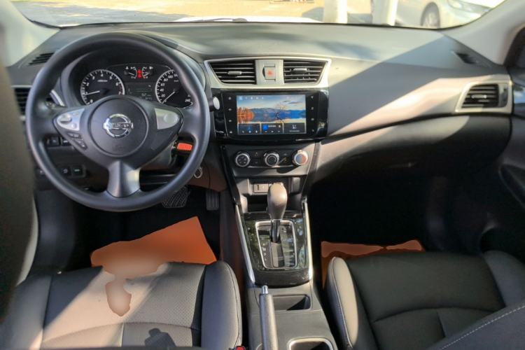 Used Nissan Sylphy 2021 Classic 1.6XL CVT Luxury Edition Center Console