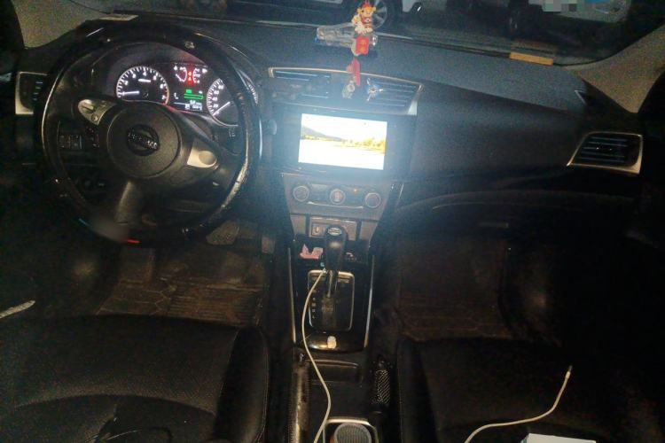 Used Nissan Sylphy 2021 Classic 1.6XL CVT Luxury Edition Center Console