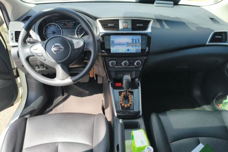 Used Nissan Sylphy 2021 Classic 1.6XL CVT Luxury Edition Center Console