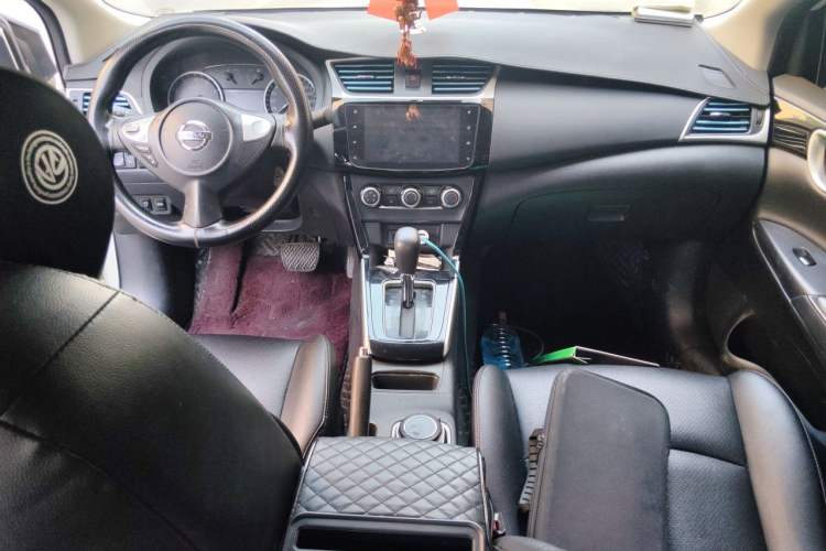 Used Nissan Sylphy 2021 Classic 1.6XL CVT Luxury Edition Center Console