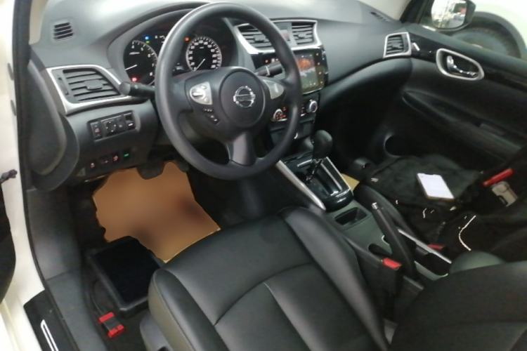 Used Nissan Sylphy 2021 Classic 1.6XL CVT Luxury Edition Center Console