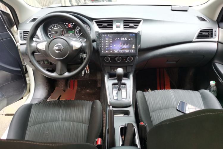 Used Nissan Sylphy 2021 Classic 1.6XE CVT Comfort Edition Center Console