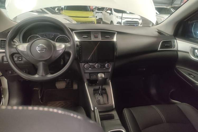 Used Nissan Sylphy 2021 Classic 1.6XL CVT Luxury Edition Center Console