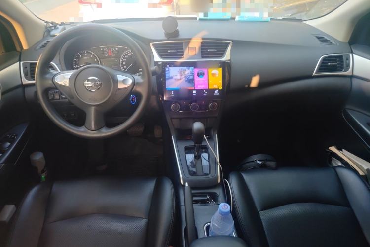 Used Nissan Sylphy 2021 Classic 1.6XE CVT Comfort Edition Center Console