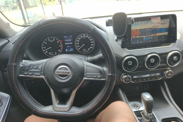 Used Nissan Sylphy 2021 1.6L XL CVT Enjoyment Edition Center Console