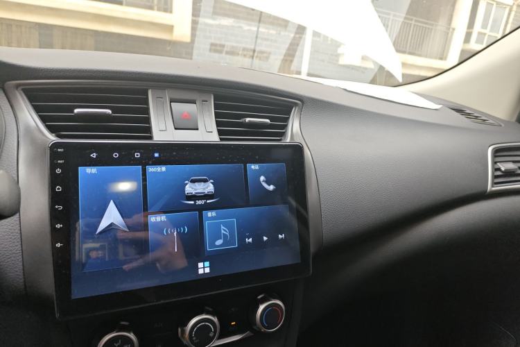 Used Nissan Sylphy 2021 Classic 1.6XE CVT Comfort Edition Center Console