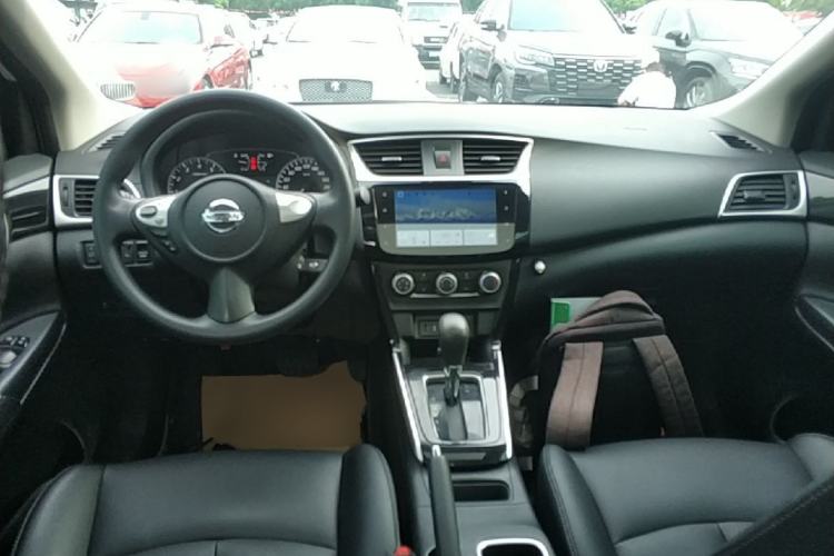 Used Nissan Sylphy 2021 Classic 1.6XL CVT Luxury Edition Center Console